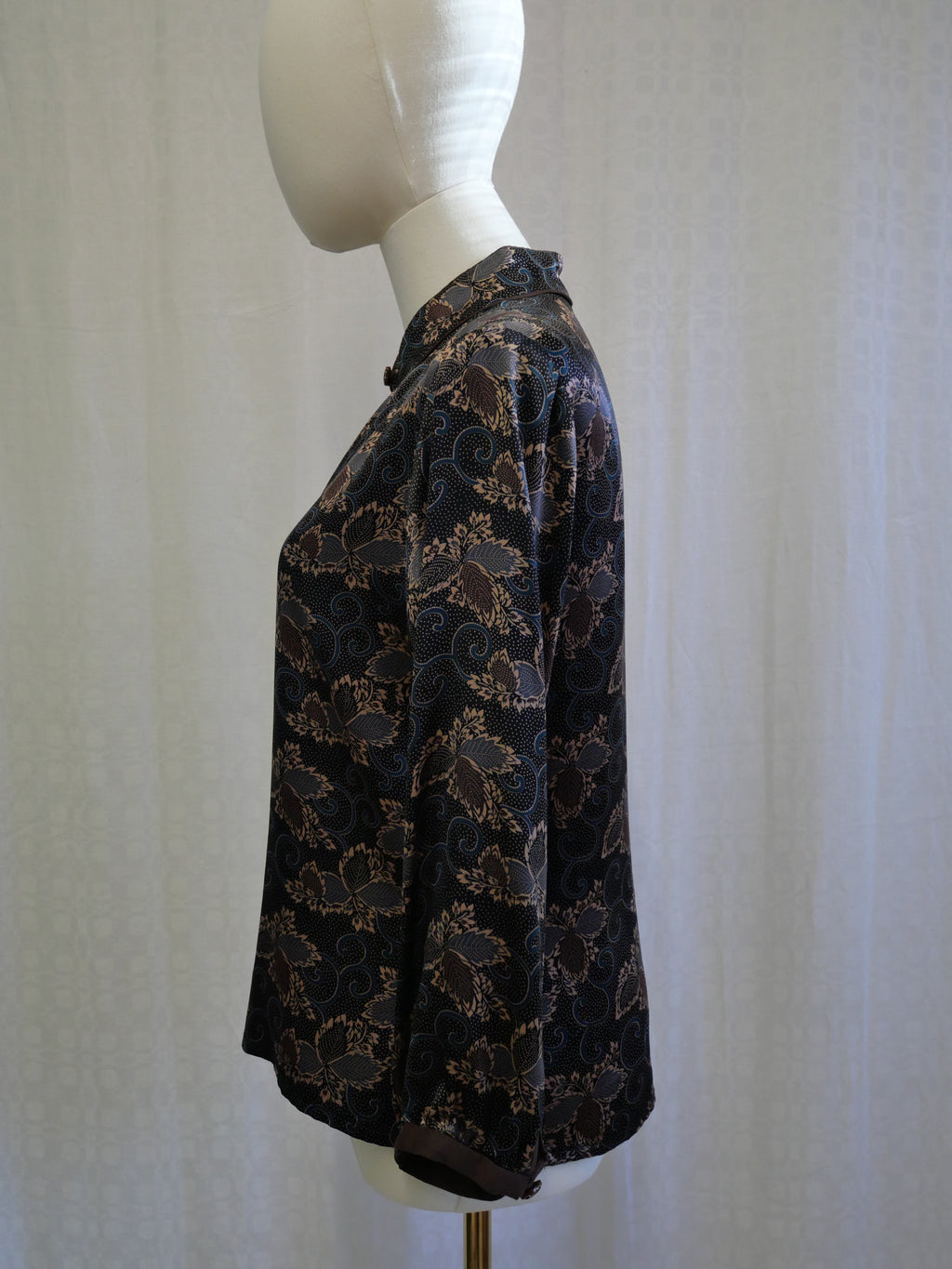 Lauren Moffatt 100% Silk Mandarin Collar Blouse