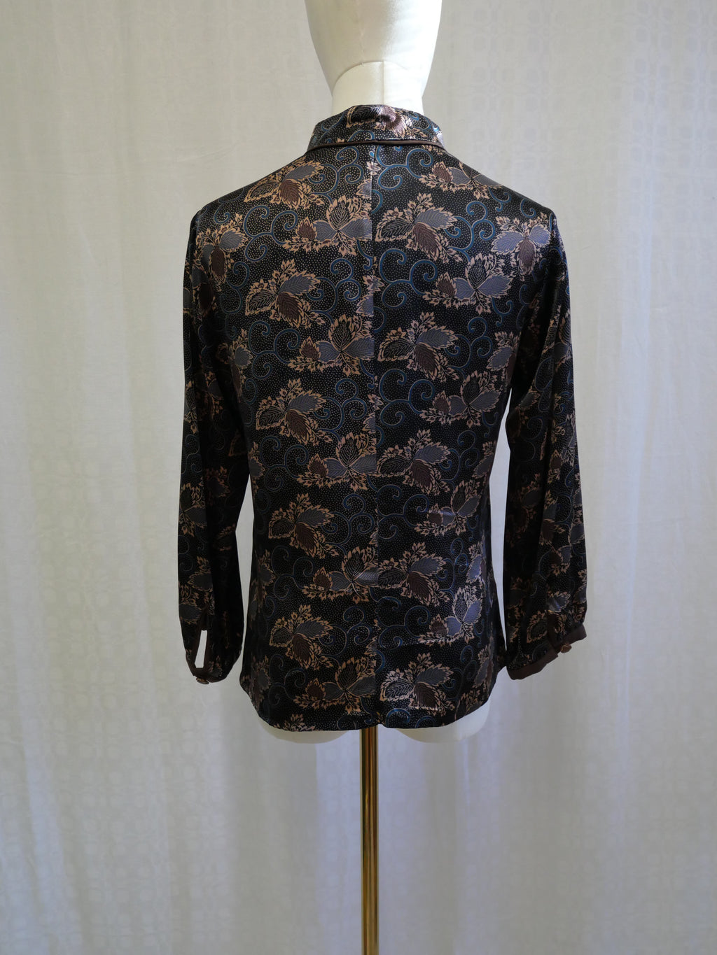 Lauren Moffatt 100% Silk Mandarin Collar Blouse