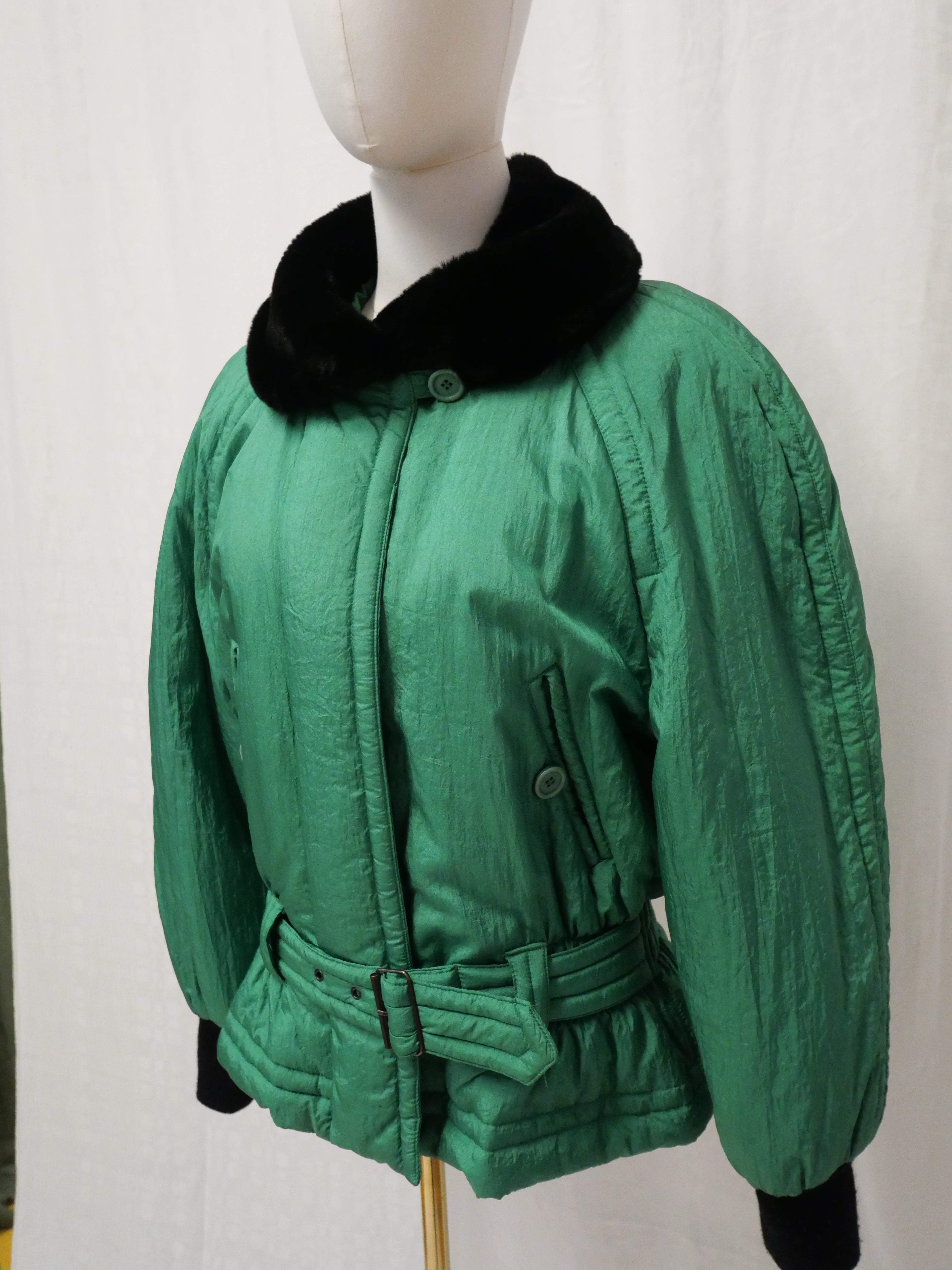 Moxdi Vintage Green Quilted Belted Coat with Faux Fur Collar
